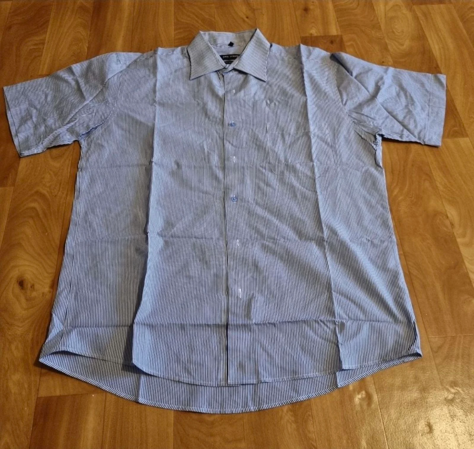 chemise homme manche courte blanche et bleu à rayure yves d'Orsay  taille 42